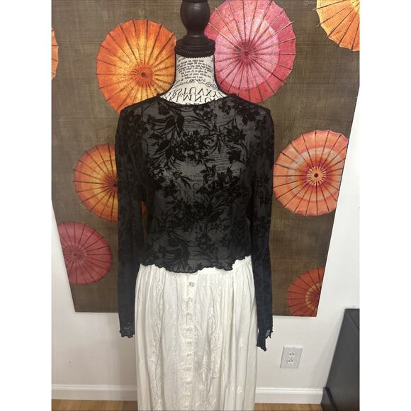 Unbranded Tops - Woman’s Black Burnout Long Sleeve Cropped Top Whimsigoth Fairy Goth Grunge Sz S